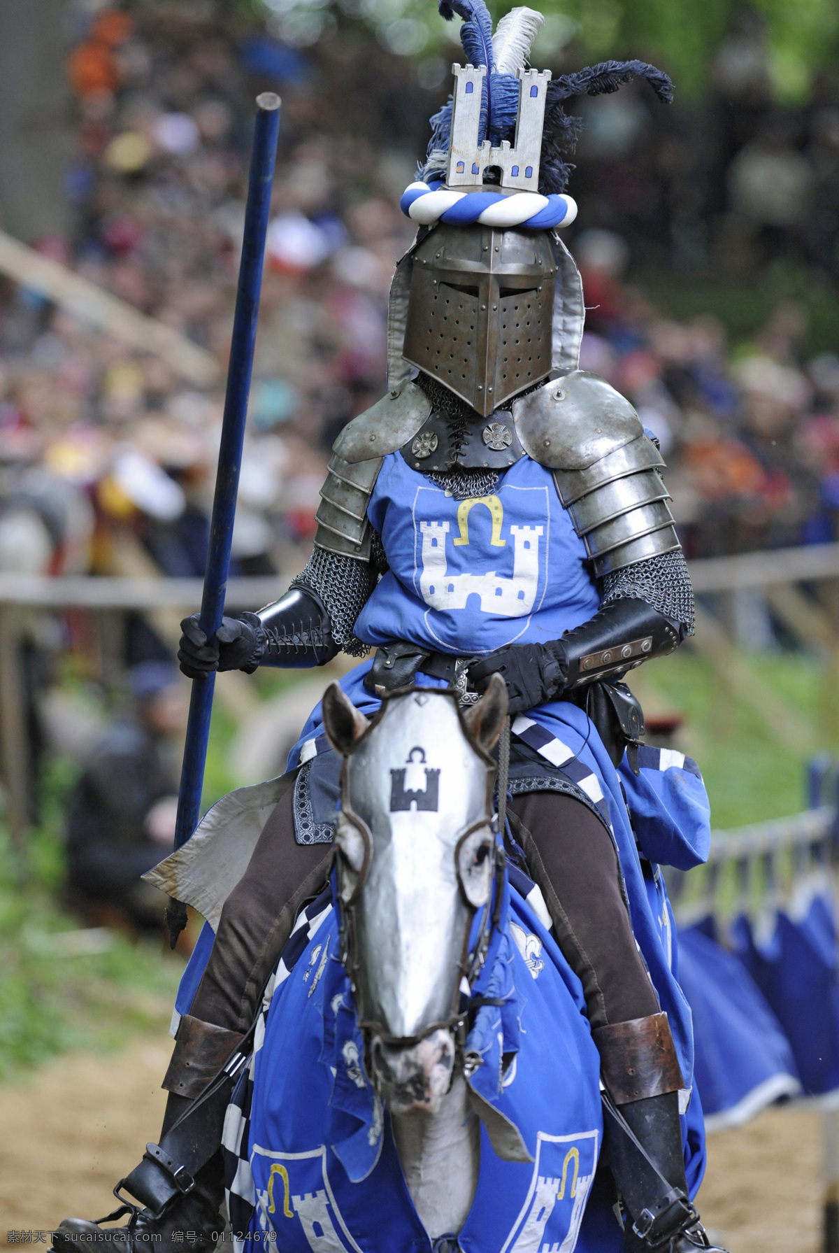 準備 戰(zhàn)斗 騎士 騎士裝 騎馬 長矛 英勇 威武 頭盔 全副武裝 其他人物 人物圖片