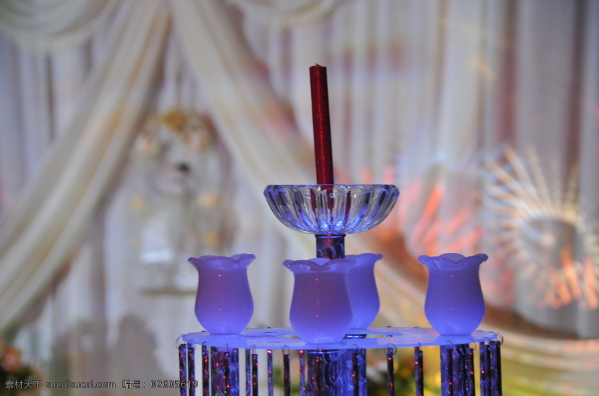 燈飾 婚禮 婚禮現(xiàn)場 婚宴 節(jié)日慶祝 酒杯 浪漫 婚宴燈飾 溫馨 藍(lán)色基調(diào) 文化藝術(shù) 裝飾素材 燈飾素材