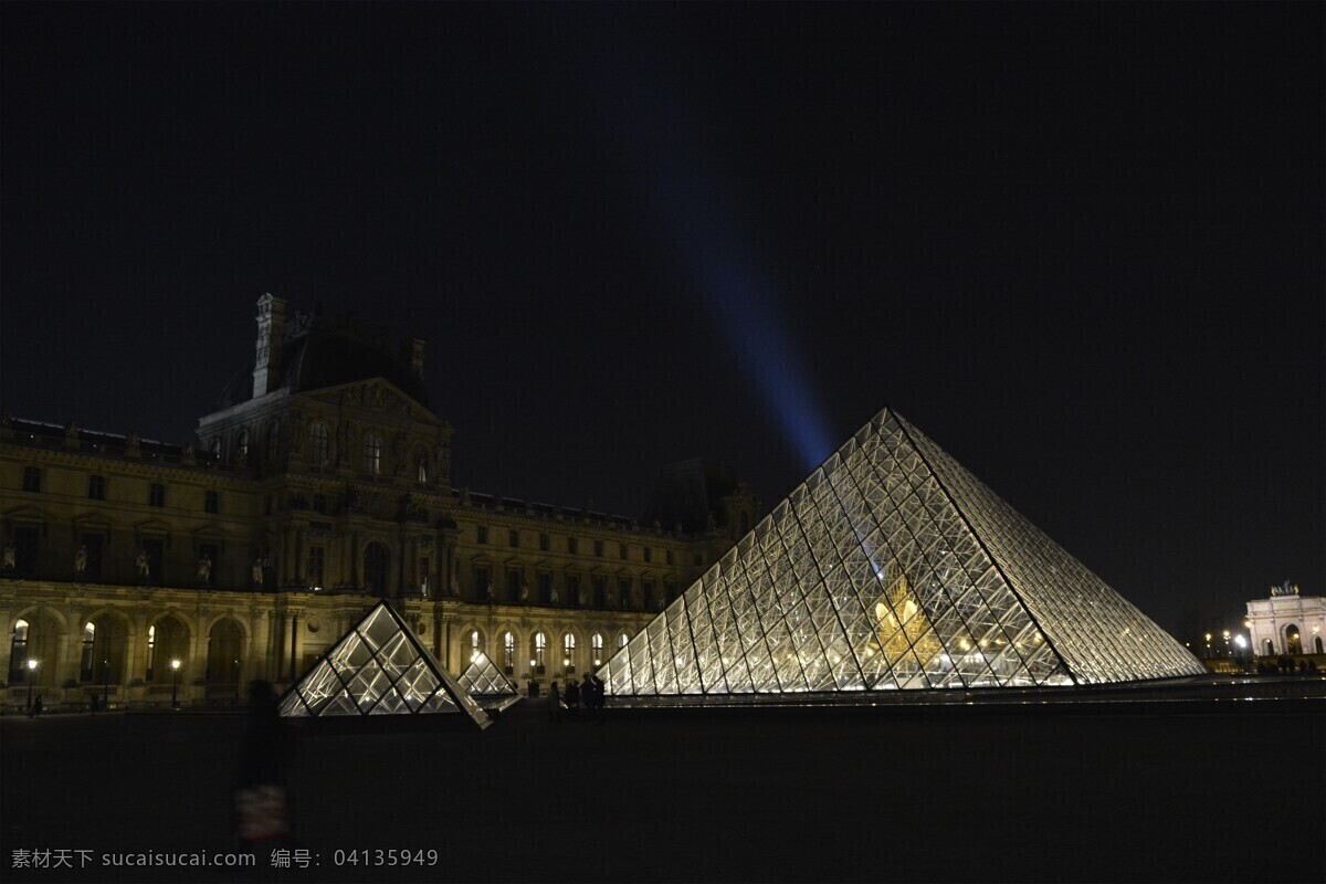卢浮宫 玻璃 金字塔 欧洲 法国 巴黎 旅游 绘画 欧洲建筑 街景 欧洲之行 玻璃金字塔 旅游摄影 国外旅游