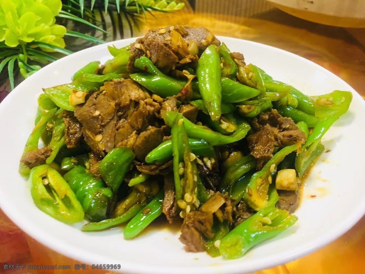 回鍋牛肉 青椒牛肉 傳統(tǒng)美食 熱菜 菜品 菜品圖攝影 餐飲美食