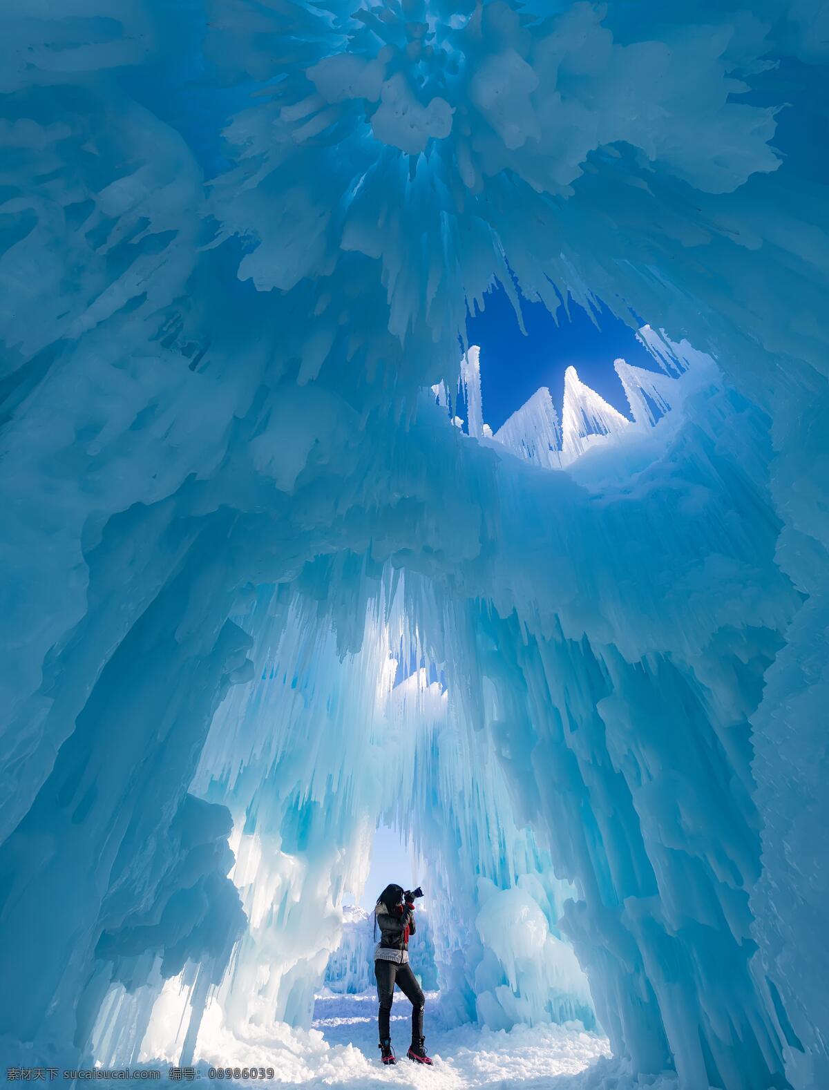 冰天雪地 冰块 冰雪 冰山 冰窖 冰川 雪地 雪花 南极 北极 北欧 北方 冰冻 结冰 冬季 冬天 寒冷 零下 自然风光 自然 风景 旅游 自然景观 自然风景