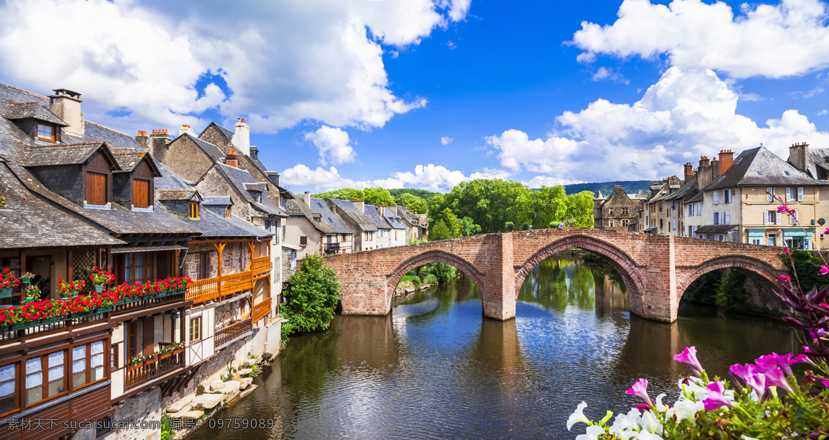 法国小镇 法国 小镇 河流 蓝天 白云 桥梁 旅游摄影 国外旅游