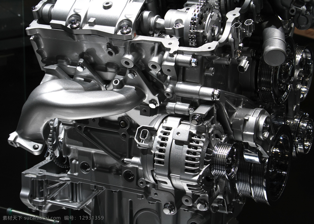 银色 汽车 引擎 器材 图 汽车引擎 汽车器材 齿轮 广告 宣传单 汽车海报 汽车宣传单 工业生产 现代科技