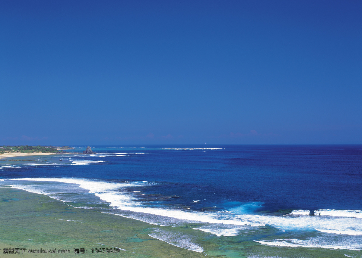 沙灘高清 風(fēng)景 背景 湖水 海浪 自然風(fēng)景 旅游攝影 jpg圖片 jpg圖庫 大海 自然景觀 清澈湖水 平靜的大海 藍(lán)天下的大海 詩意 天空 藍(lán)天 沙灘 其他風(fēng)光 藍(lán)色