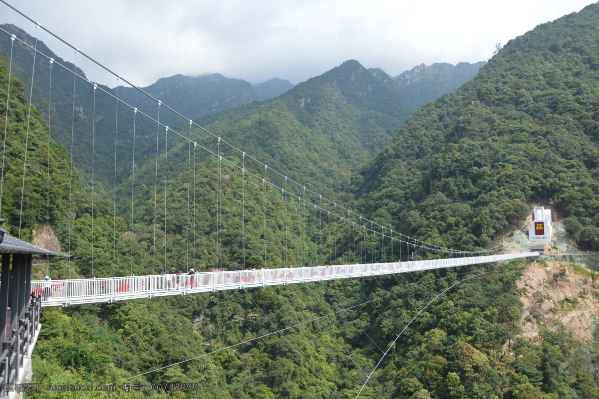 云门山玻璃桥 云门山 玻璃桥 风景区 全透明 高空 高清 旅游摄影 国内旅游