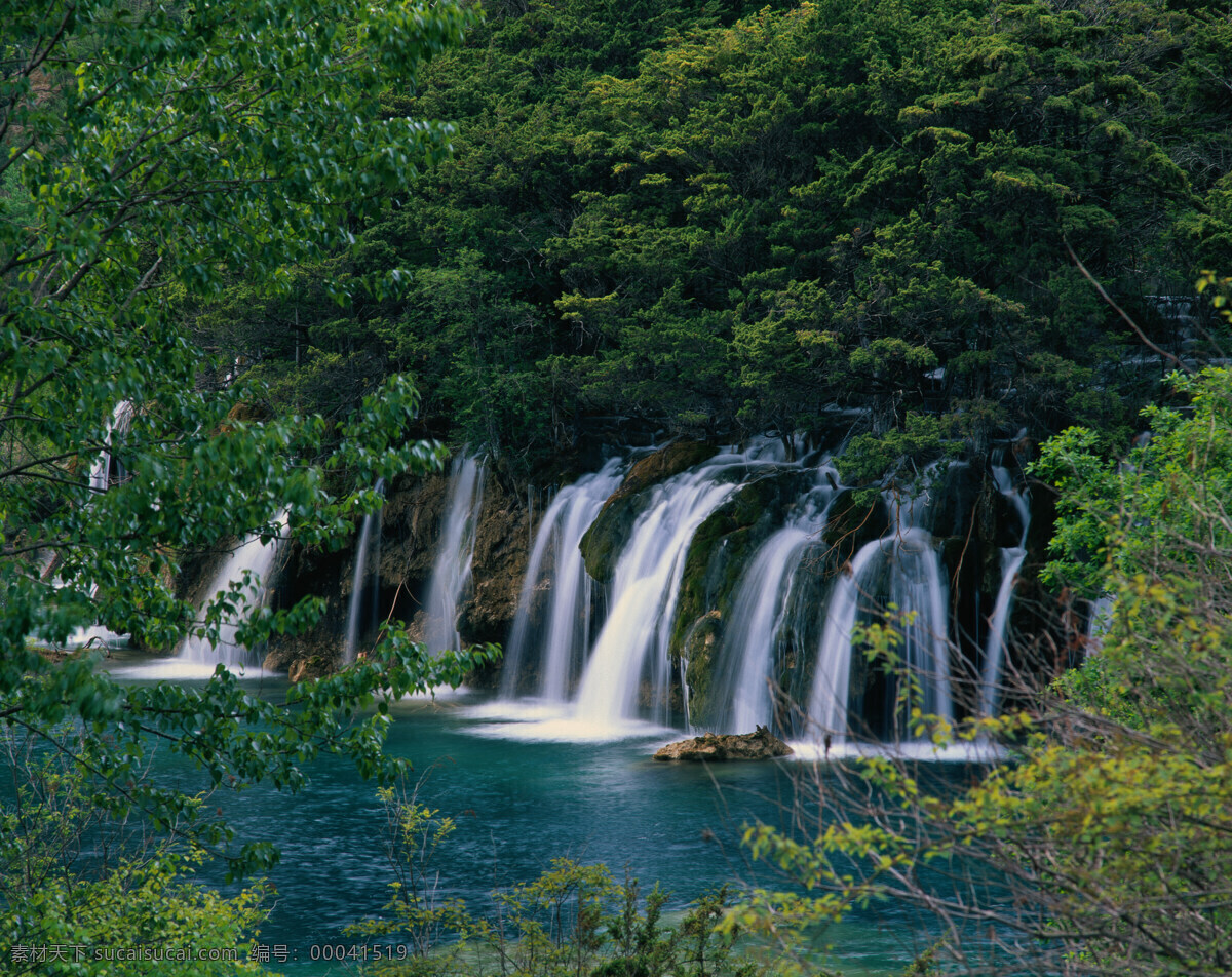 瀑布免费下载 风景 风景图片 高清风景图片 瀑布 山水 设计图 家居装饰素材 山水风景画