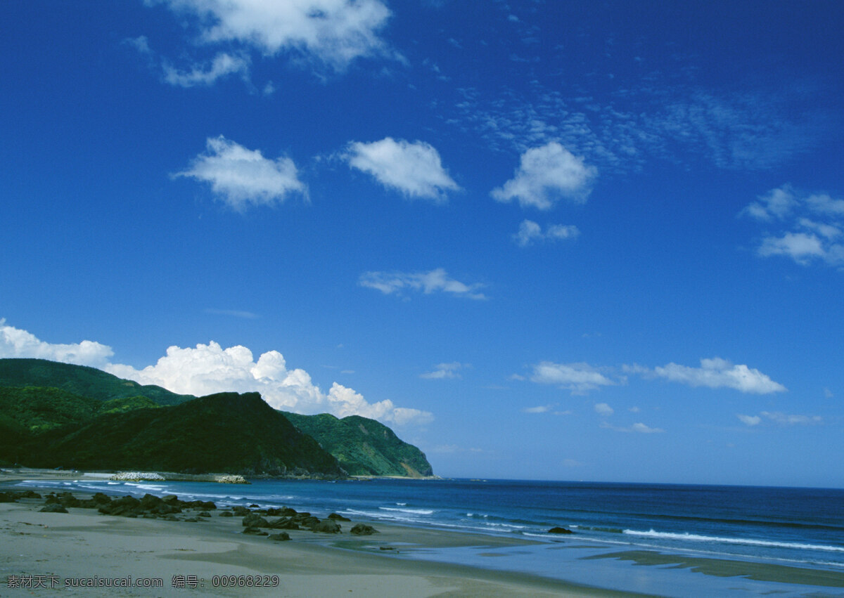 蓝色天空 海南 沙滩 风光 图片壁纸 风景 白云 壁纸 海边 蓝色 山 海南沙滩 生活 旅游餐饮