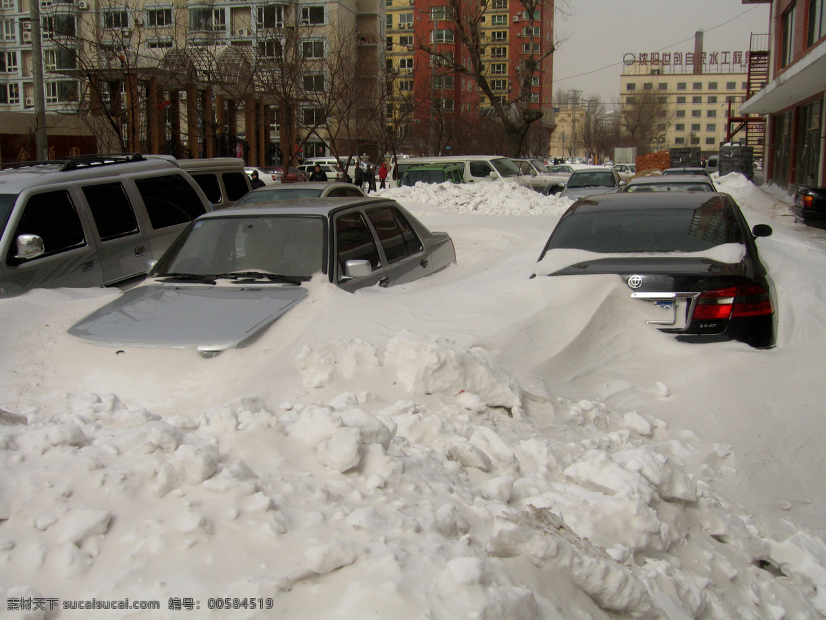 无路可走 暴雪 自然灾害 自行车 淹没 积雪 小区 街灯 楼房 汽车 中华 掩埋 2007雪灾 生活素材 生活百科