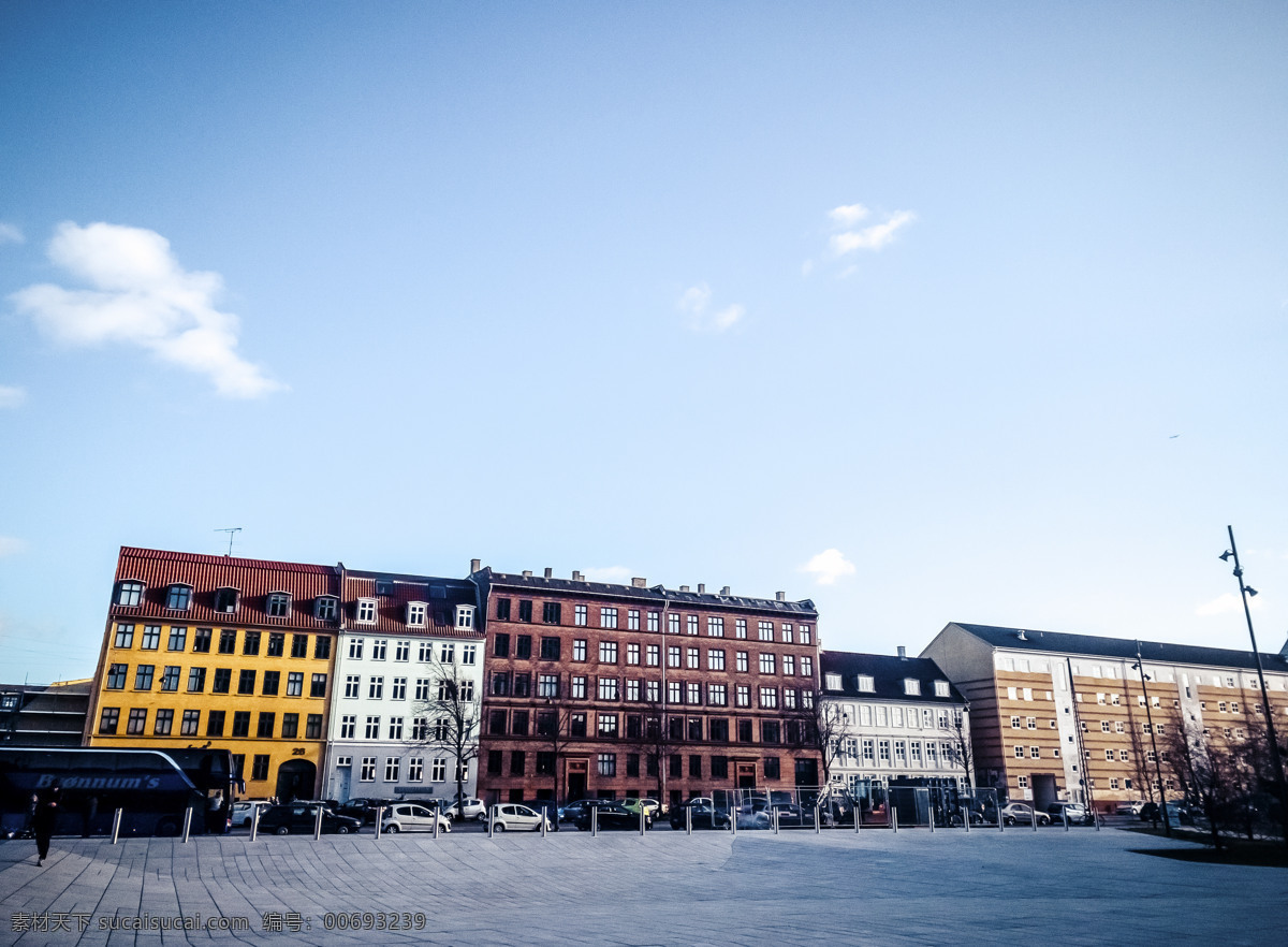 丹麦 干净 街道 彩色 公寓 鲜艳 蓝天 白云 城市 千库原创