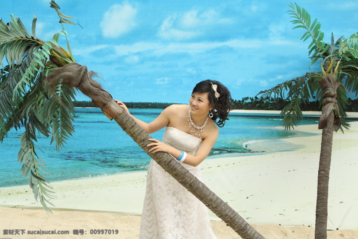 海滩 景色 蓝天 美女 人物摄影 人物图库 沙滩 摄影图库 滩景色 椰树 psd源文件