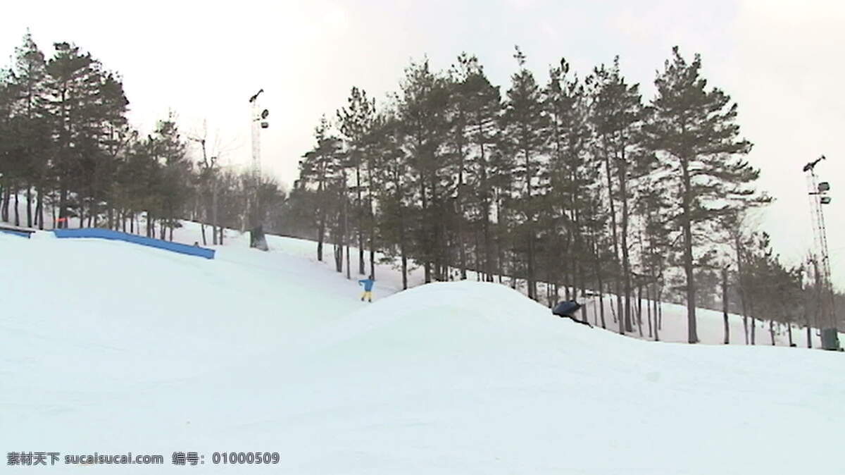 极端 滑雪 抛 出 一个 后空翻 下 跳 股票 视频 极限运动 滑雪板 极端滑雪 登机 翻转 戏法 xgames 自旋 慢动作 地形公园 其他视频