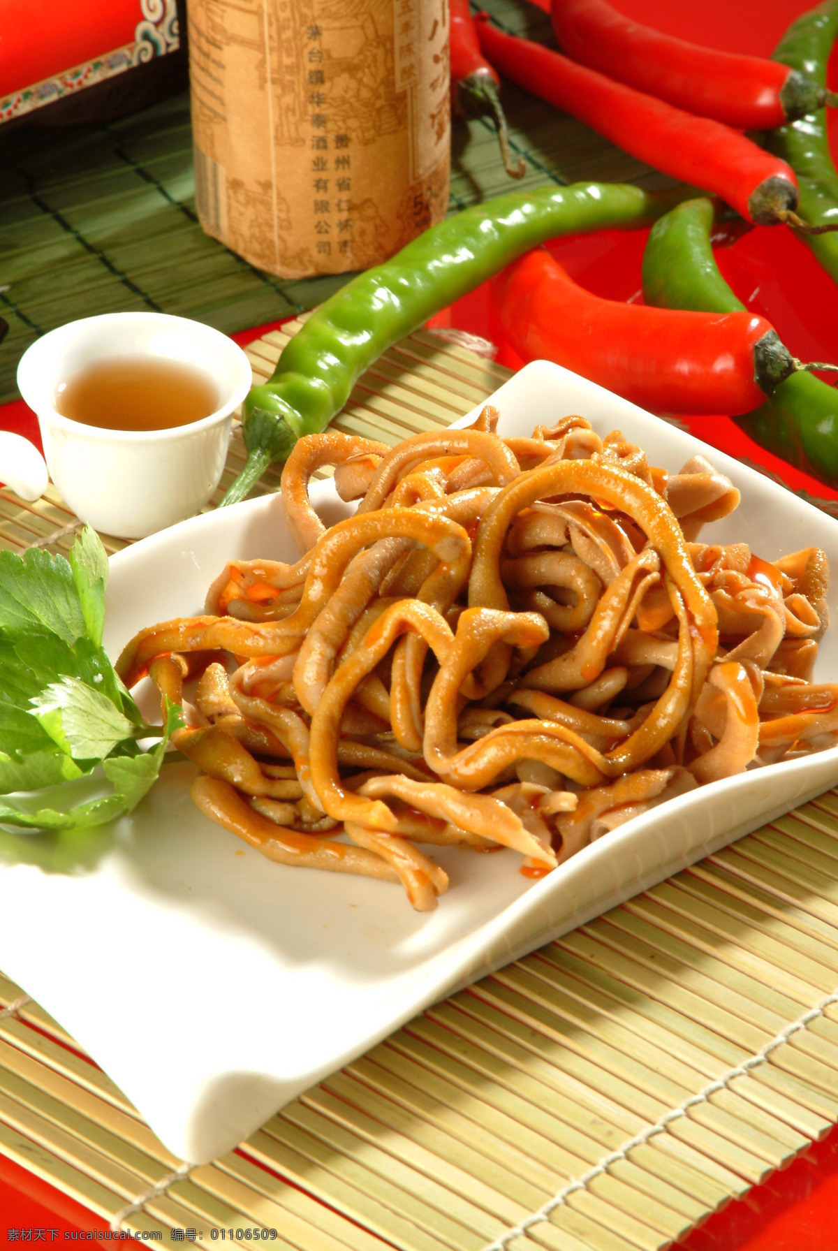 鸭肠 卤水鸭肠 卤味鸭肠 盐水鸭肠 绝味鸭肠 五香鸭肠 卤鸭肠 绝味鸭脖 酱香鸭肠 卤味熟食 餐饮美食 传统美食