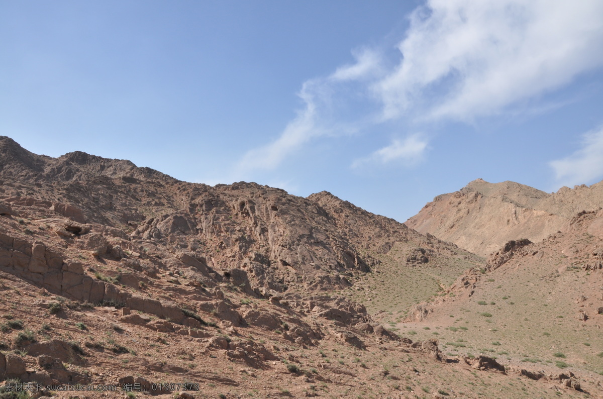 大西北山峦 大西北 山峦 重叠 大山 山峰 沟壑 黄土山 干燥 贫瘠 沙漠 自然风景 自然景观