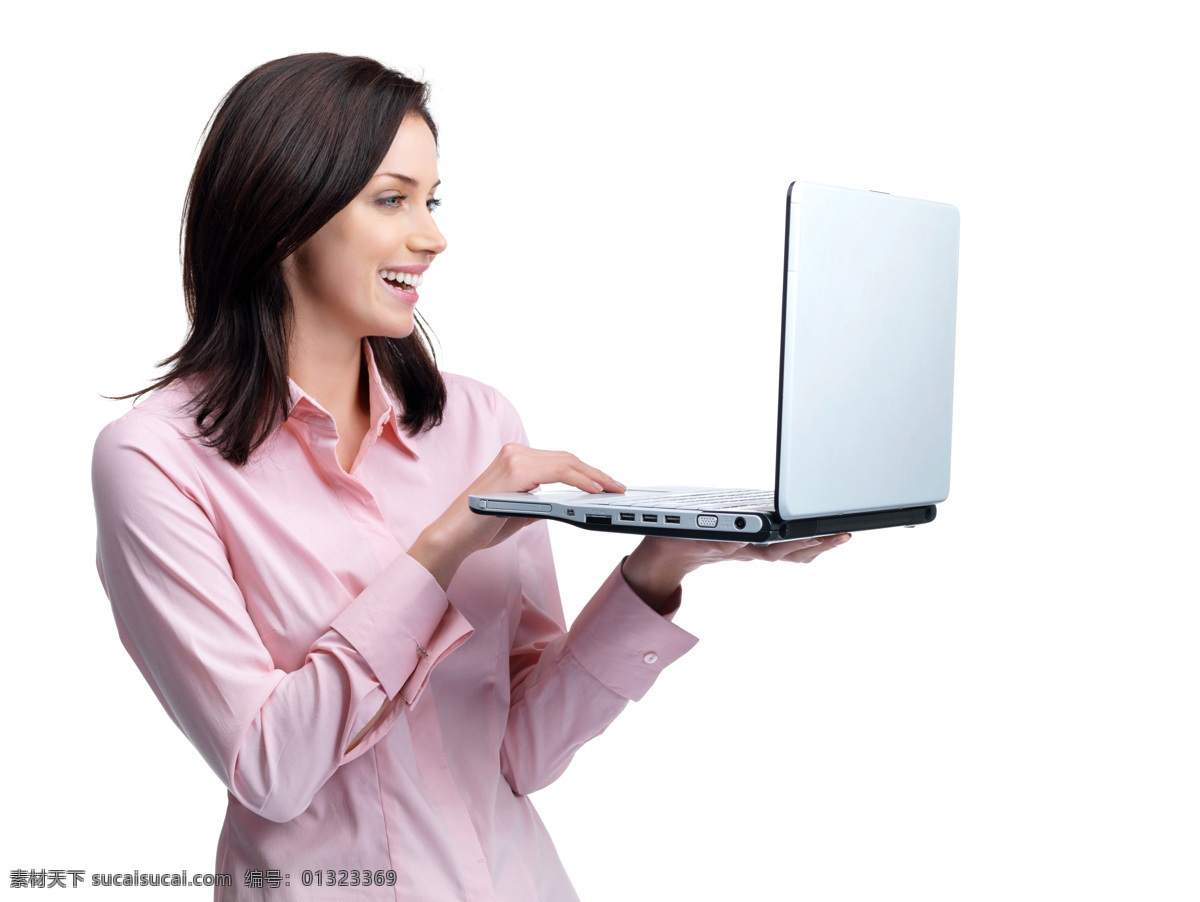 外国 职业女性 手 托 笔记本 电脑 人物 女人 外国女人 美女 白领 上班族 女士 商务人士 看 上网 手势 托着 玩电脑 笔记本电脑 手提电脑 特写 高清图片 人物图片