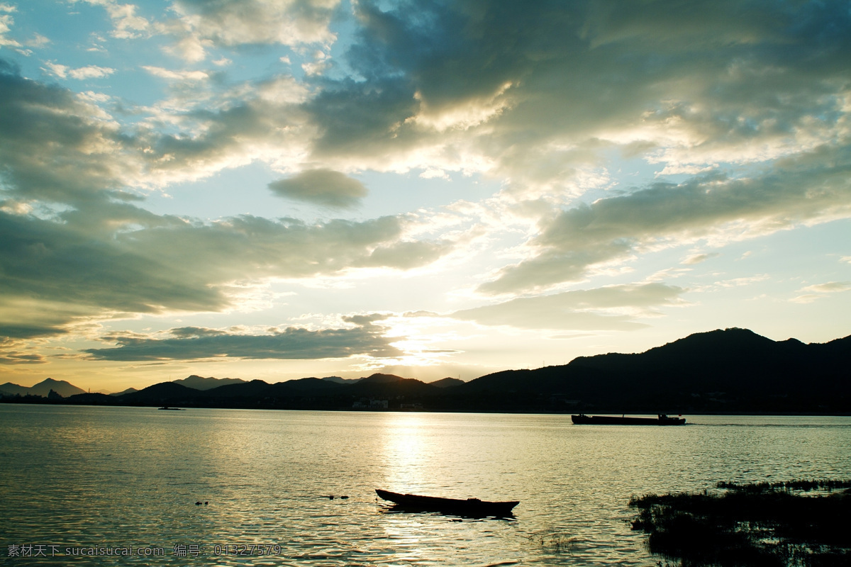 海景 黄昏 景 山水风景 天空 夕阳 云彩 自然景观 风景 生活 旅游餐饮