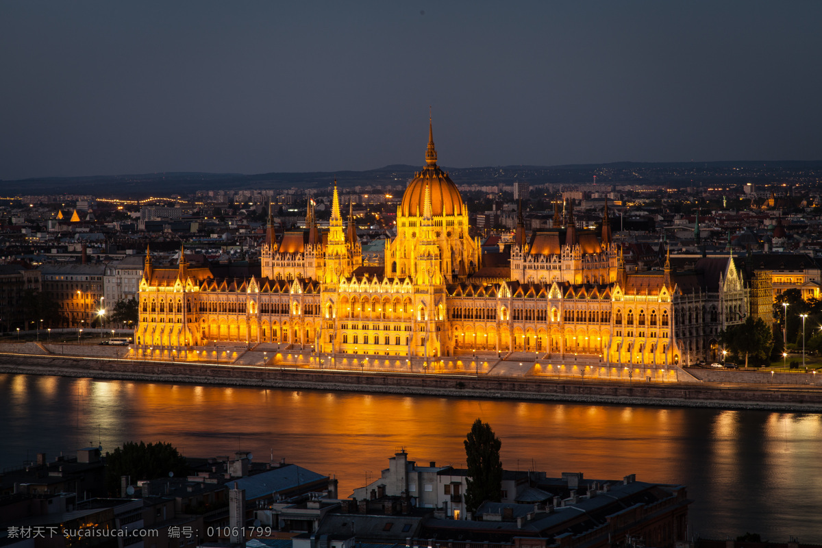 布达佩斯 国会大厦 夜景 议会大楼 新哥特式风格 老皇宫建筑 各种建筑 宽大宏伟 灯光照耀 生机勃勃 多瑙河 河面 倒影 夜空 景观 旅游风光摄影 畅游世界 旅游篇 国外旅游 旅游摄影