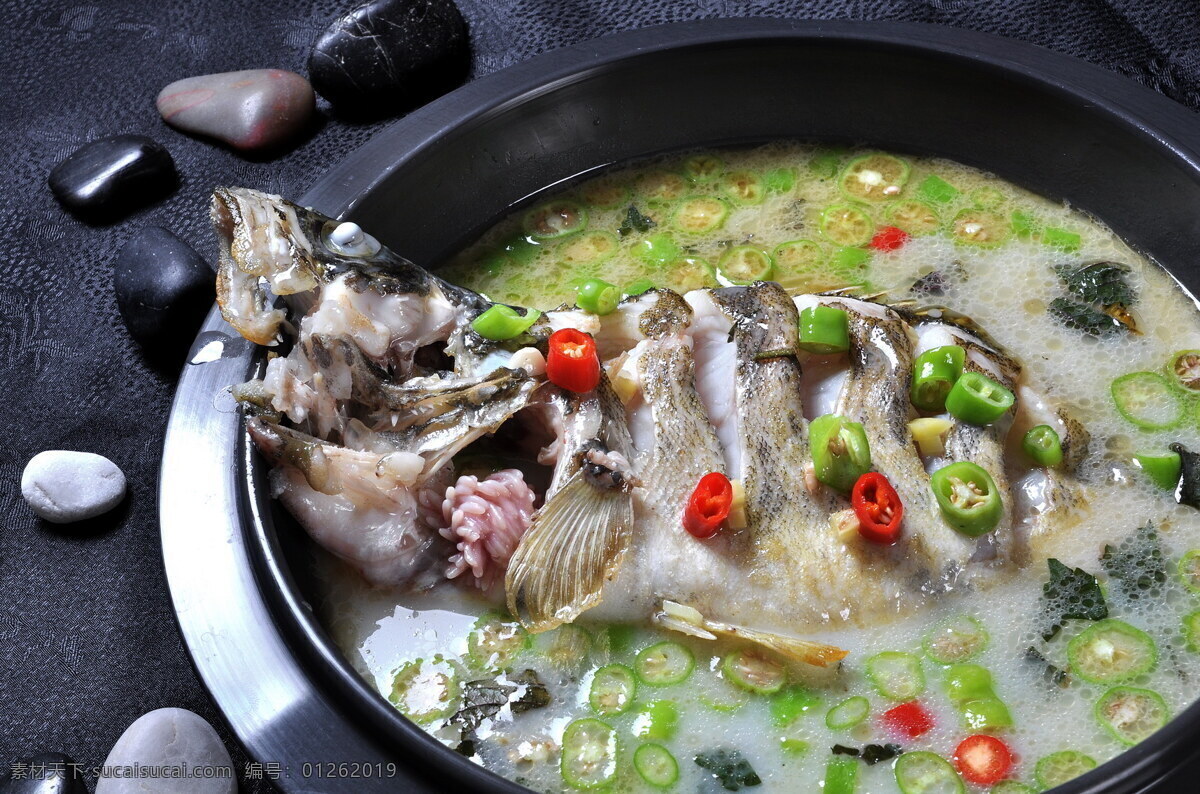 水煮鱼 鱼火锅 清淡 肥鱼 草鱼 鲫鱼汤 菜单 菜谱 菜品 中餐 美食 川菜 湘菜 食材 食物 餐饮美食 传统美食