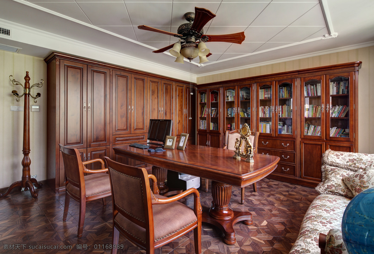 棕色 典雅 美式 书房 效果图 布艺沙发 创意吊灯 绿植 木制书桌 印花瓷砖 棕色衣架