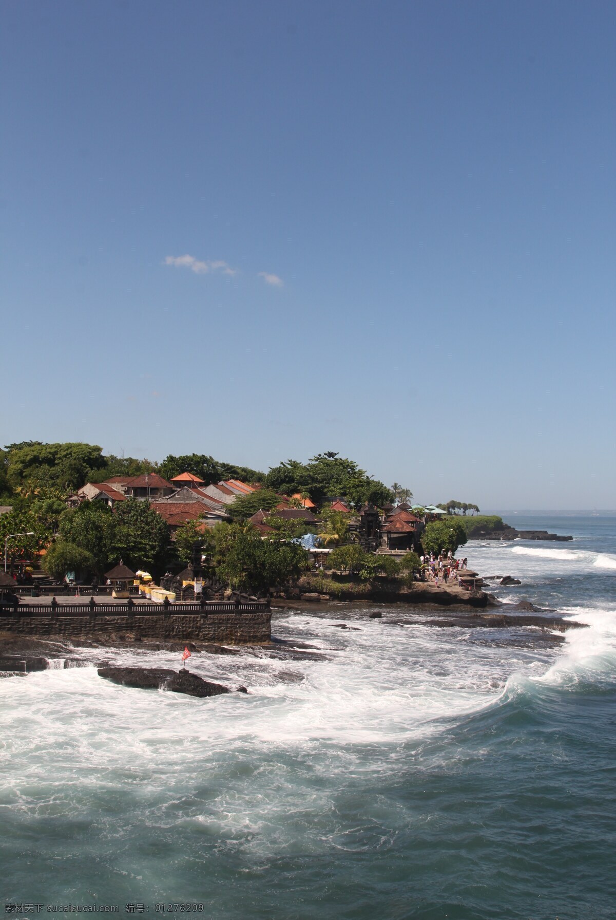巴厘岛 大海 小岛 浪花 海边 礁石 波浪 蓝天 海神庙 晴天 风光 旅游摄影 国外旅游