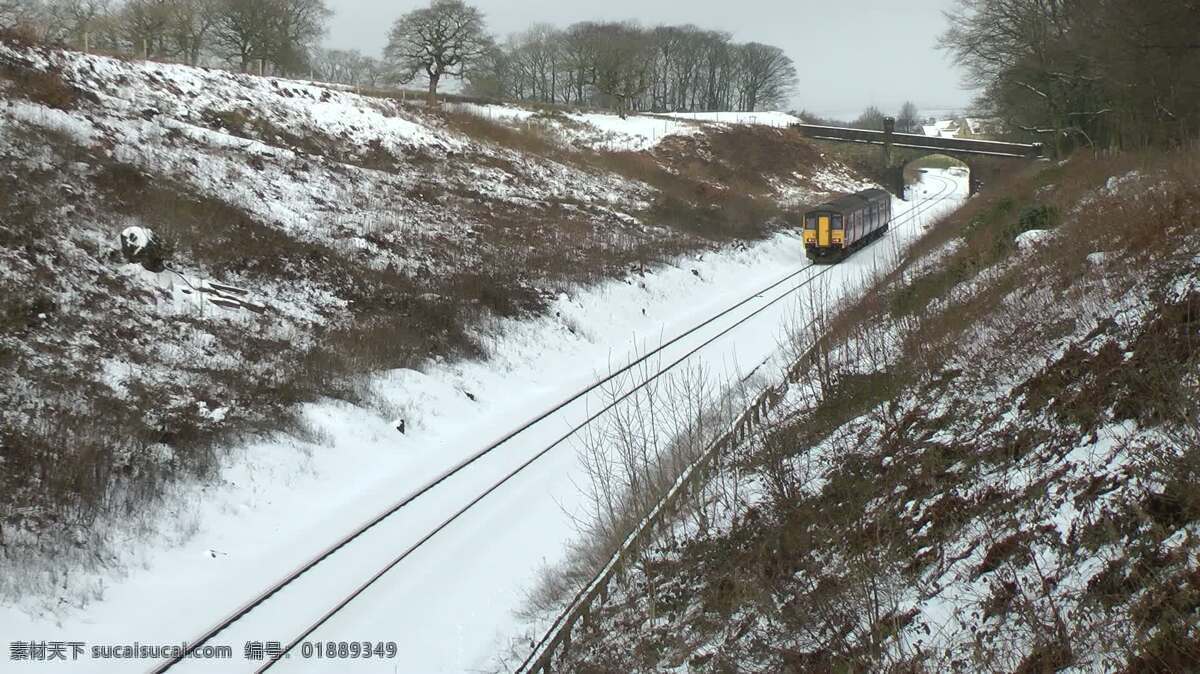 在雪地里训练 运输 火车 雪 冬天 冬日 延迟 中断 旅行 天气 白色 景观 下雪的 英格兰 英国 gb 大不列颠联合王国