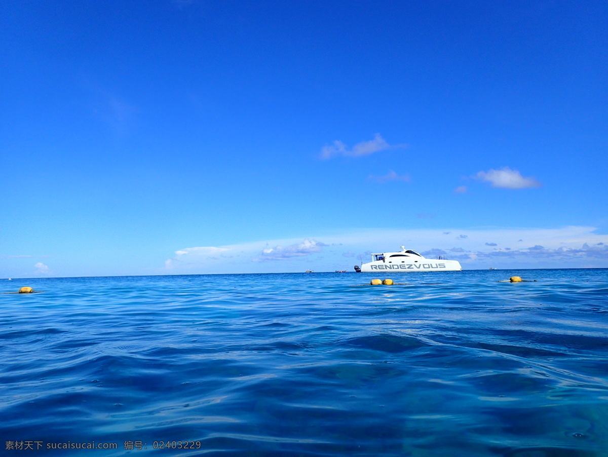 皇帝岛浮潜 泰国 皇帝岛 浮潜 大海 蓝天 阳光 沙滩 海滩 清澈 度假 游艇 夏天 海水 旅游摄影 国外旅游