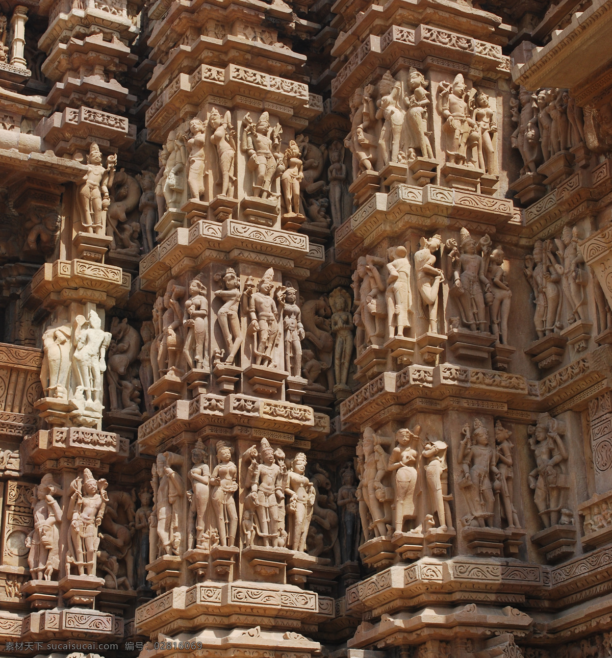 印度 雕刻 人物 建筑设计 印度中央邦 印度教堂 庙宇 雕刻建筑 名胜古迹 古老建筑 著名建筑 旅游景区 环境家居