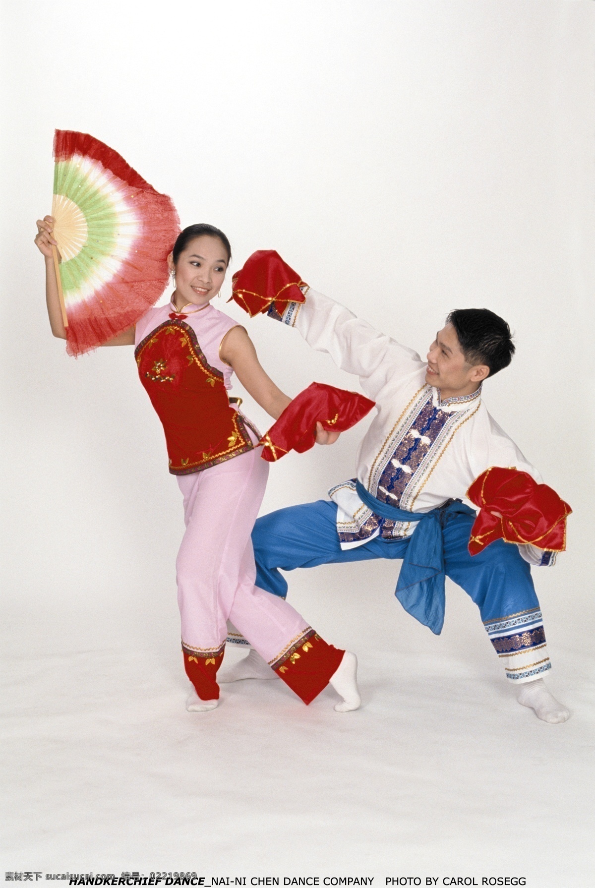 中国 传统 文化 表演 艺术 瑰宝 节庆 华人 华裔 舞蹈 扇 手绢 扇子 男 女 青年 中国节庆 节日庆祝 文化艺术
