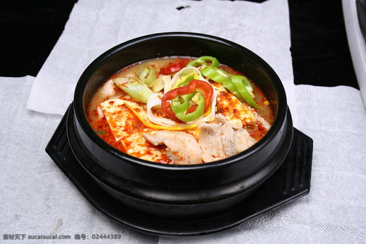 石 锅 豆腐 石锅豆腐 豆腐煲 中华美食 中国美食 美味佳肴 菜谱素材 美食摄影 餐饮美食