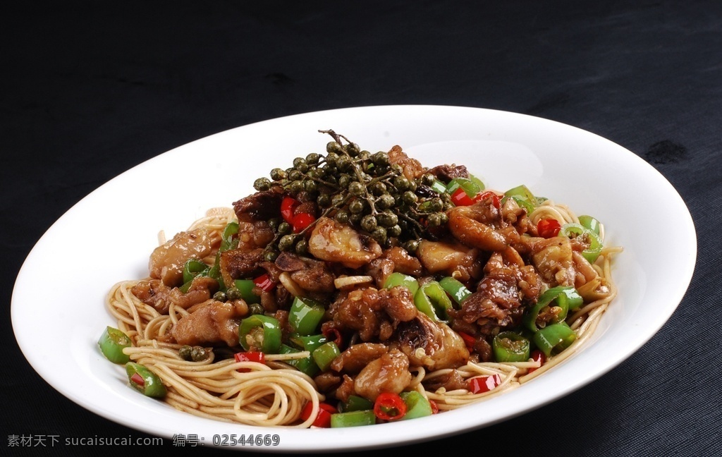 双椒鸡捞面 美食 传统美食 餐饮美食 高清菜谱用图