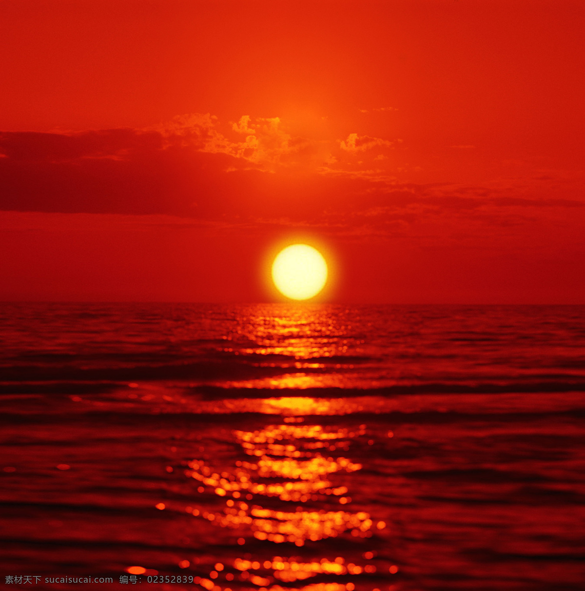 海上日出 海边 日出 夕阳红 太阳 海水 海滩 气魄 美丽 自然 大气 大方 旭日东升 辉煌 黄色 成就 金黄色 水天相接 潮汐 阳光 射线 日出东方 海边日出 自然风景 自然景观 红色 夕阳 落日