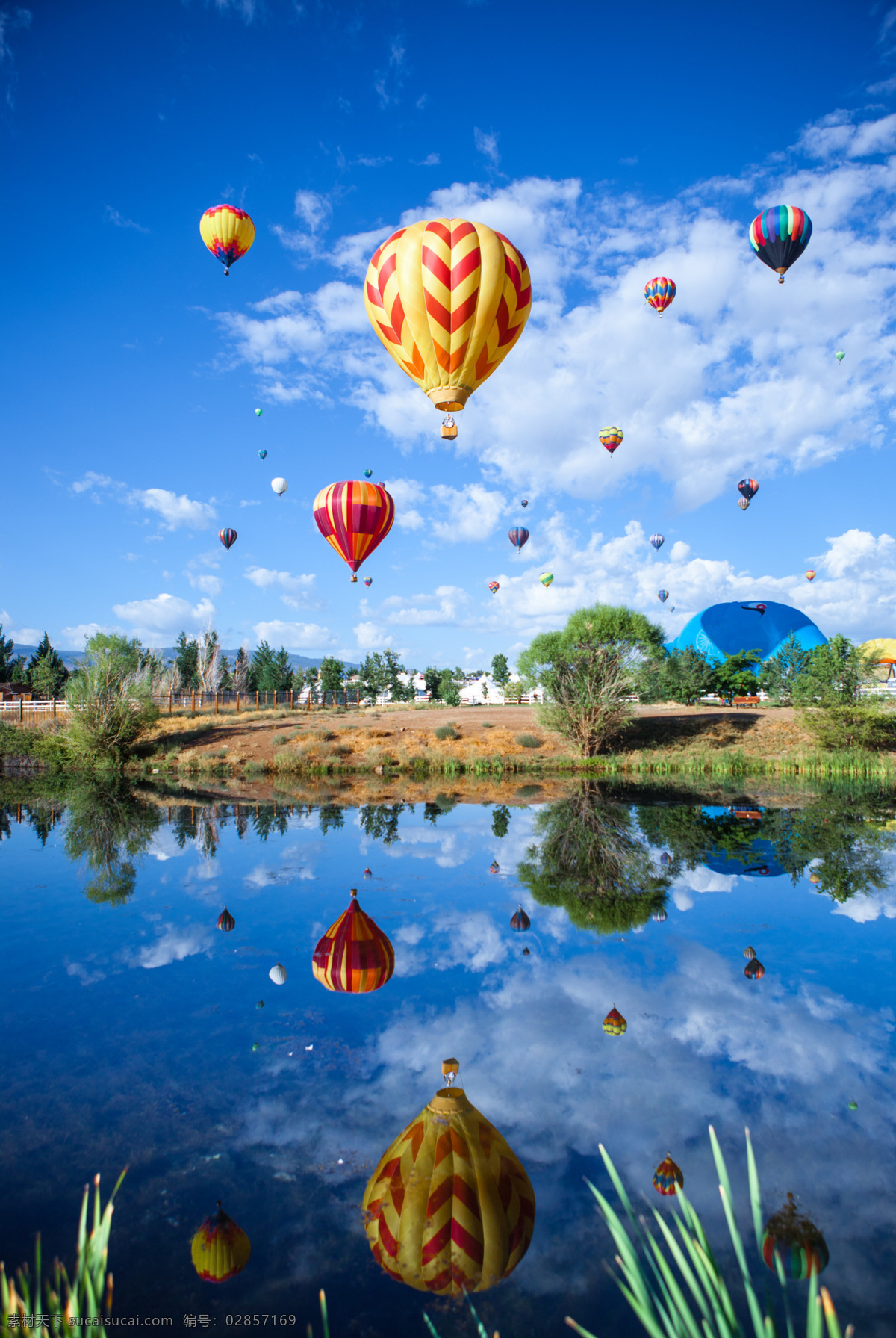 天空 上 热气球 高清 风景 蓝色 旅行