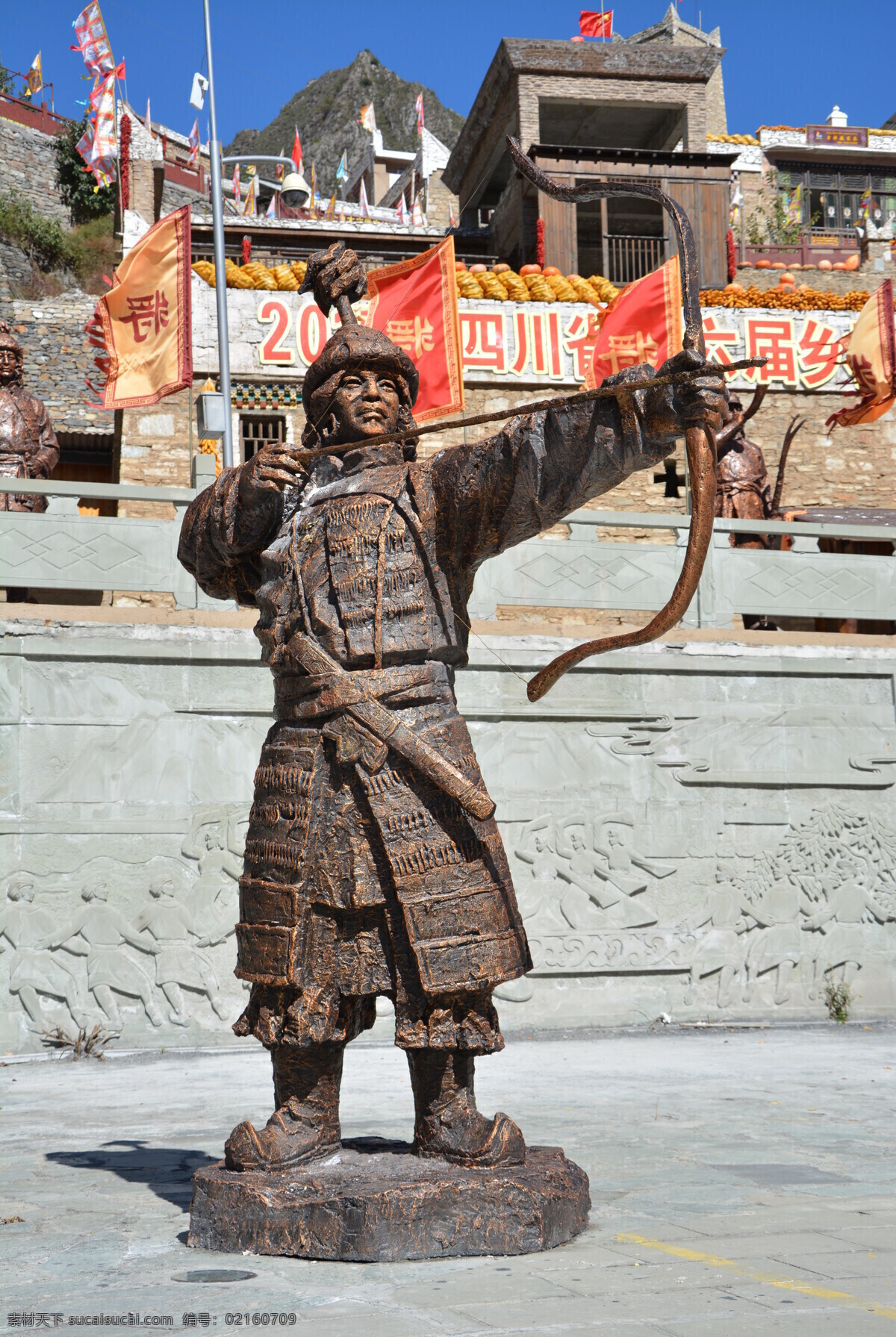 甘堡藏寨 弓箭手塑像 弓箭手 藏寨 藏族 藏文化 藏元素 藏族旅游 甘堡藏寨风景 旅游摄影 人文景观
