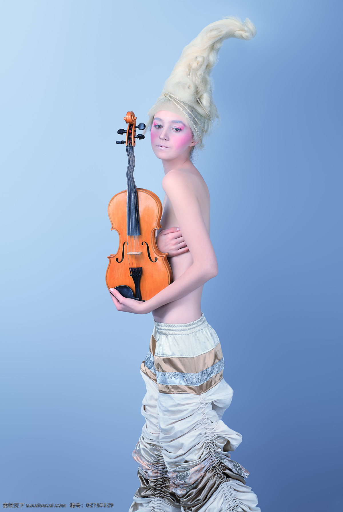 金发 女郎 小提琴 金发女郎 音乐 个性 造型 时尚 美女 外国美女 女性女人 高清图片 美女图片 人物图片