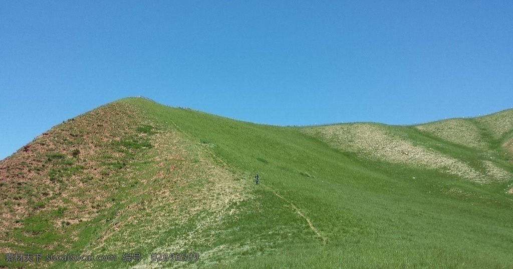 昆仑山 青海 格尔木 国家地质公园 风景如画 景观绝佳 自然美景 草地 蓝天 自然景观 自然风景