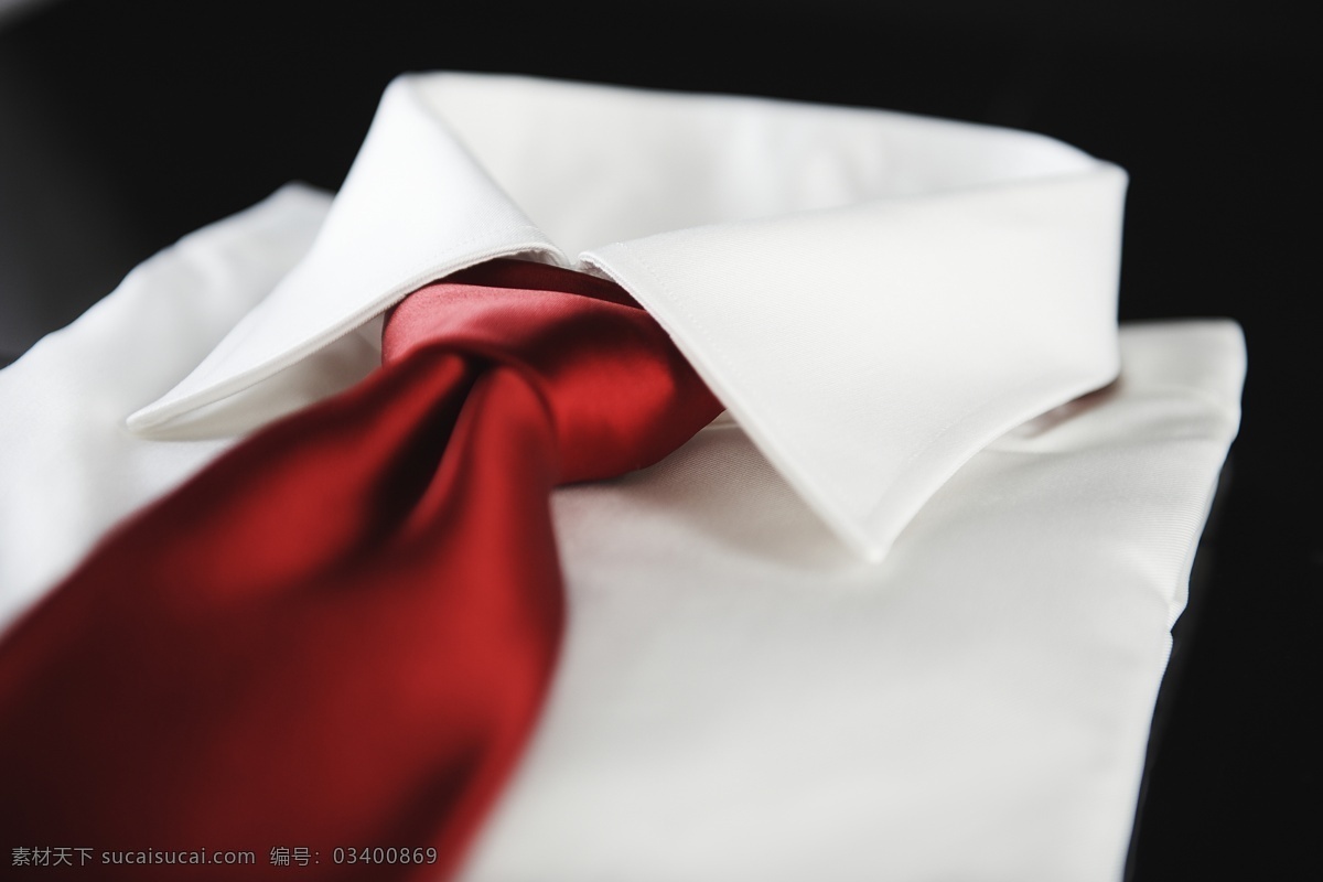 叠 好 白色 衬衫 红色 领带 丝绸 先进 公司 准备 准备好 商业 商务 女式时装 强壮男子 折叠 按钮下来 整洁 材料 流行 清洁 男子气概 男性 白领工人 织品 工作 衣服 衣服衣领 衣领 正式 高清图片 珠宝服饰 生活百科