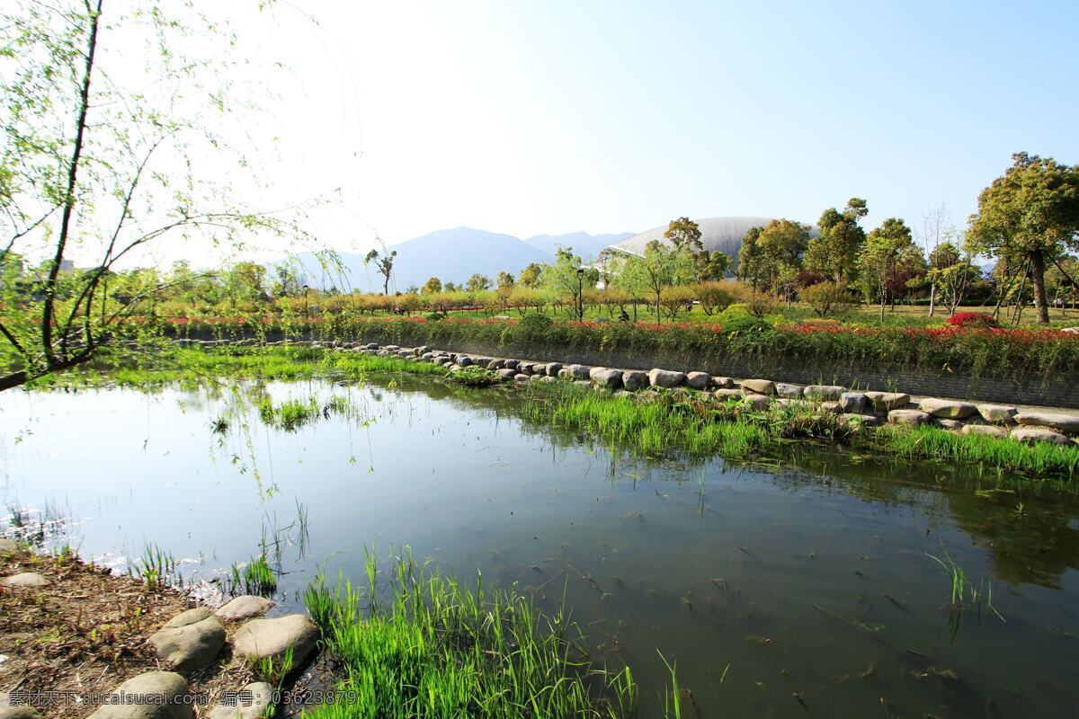 灵湖公园 灵湖 公园 树 桥 花 银眼 天空 园林建筑 建筑园林