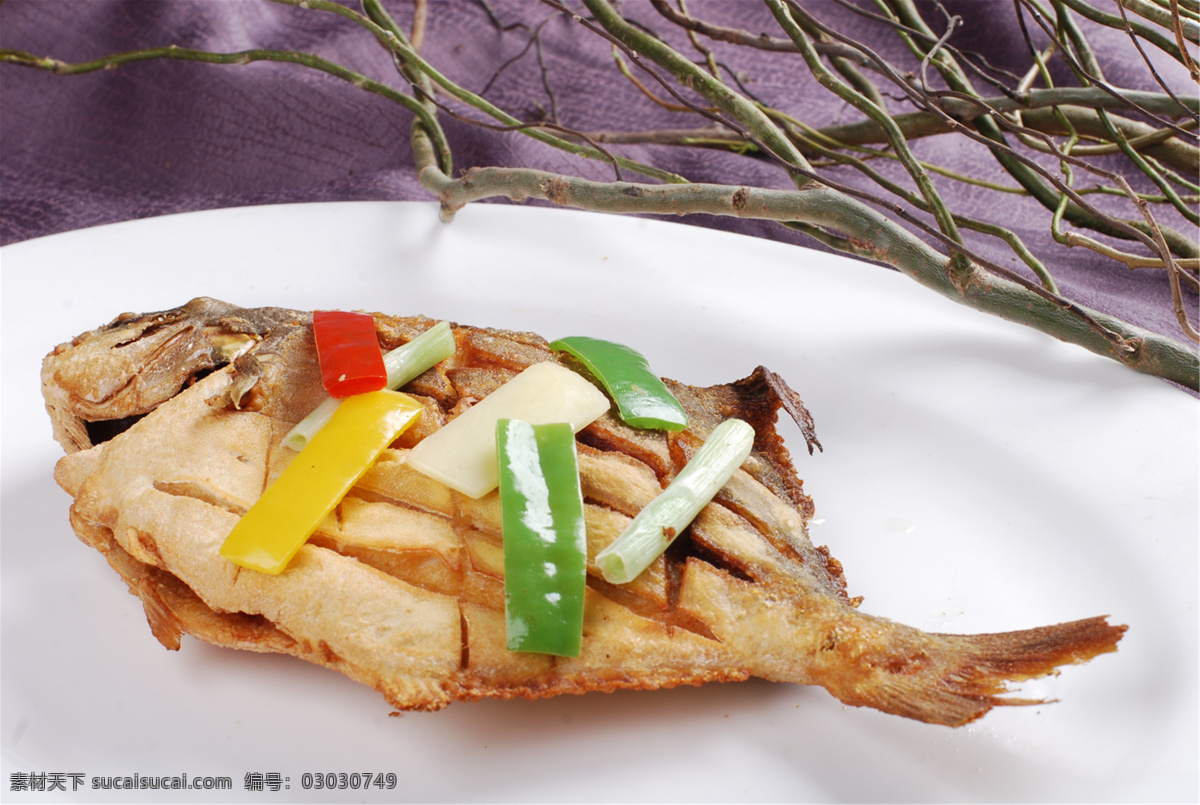 香煎鲳鱼 美食 传统美食 餐饮美食 高清菜谱用图