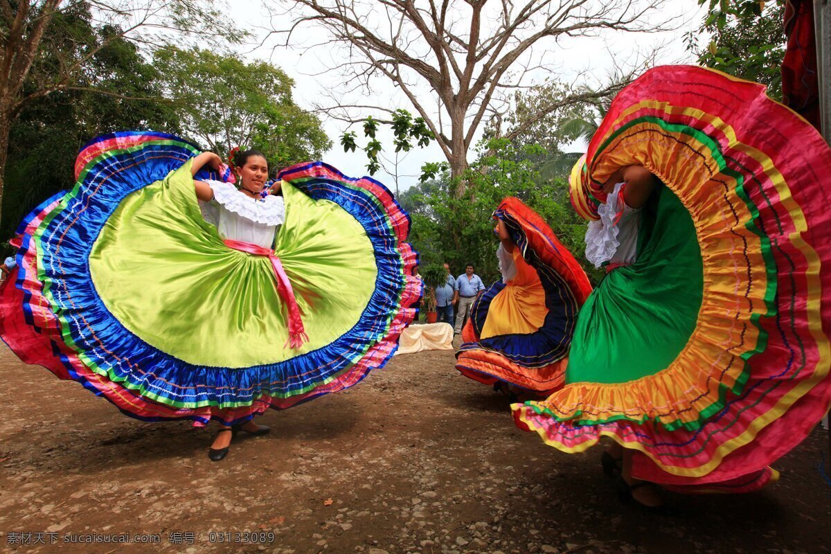 国外旅游 旅游摄影 色彩 哥斯达黎加 女 青年 跳 民族舞 蹈 女青年 民族舞蹈 舞裙 飞起 转圈 见闻 psd源文件