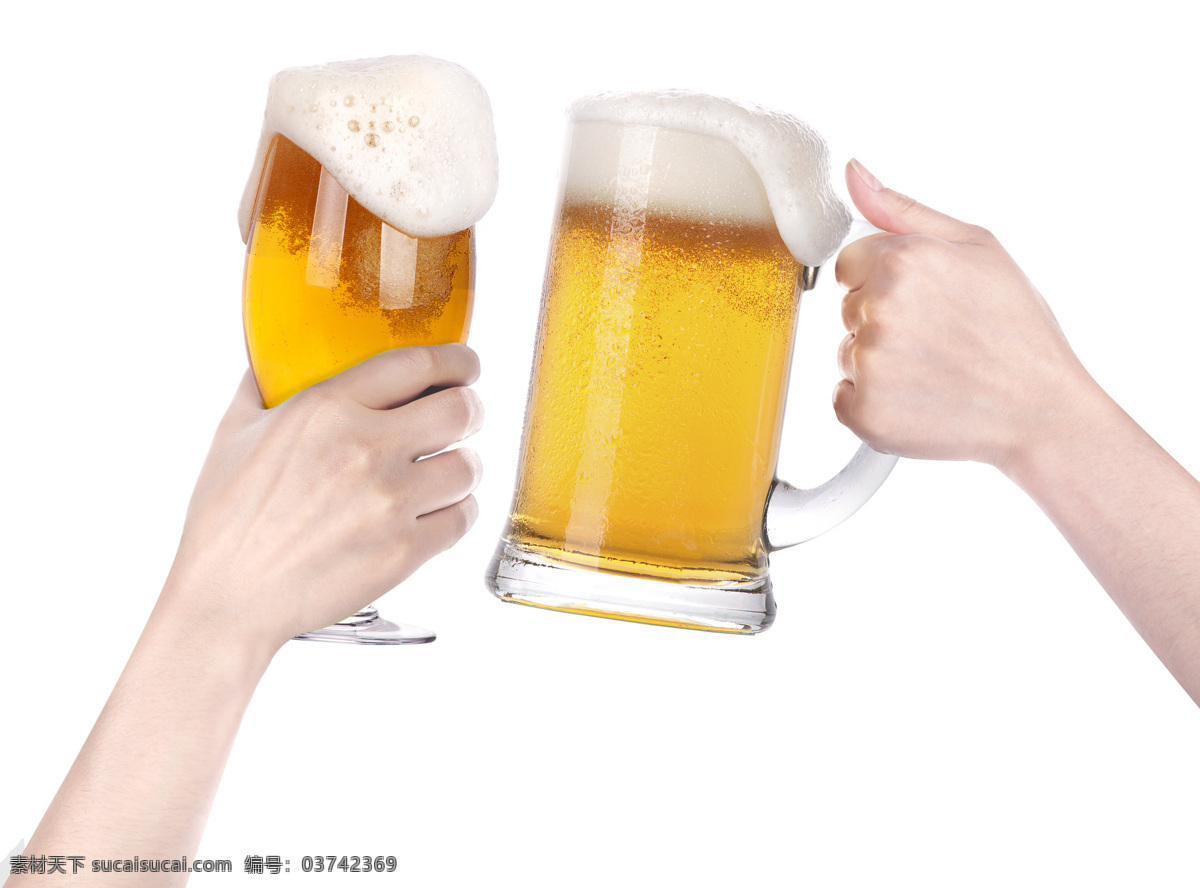 啤酒 干杯 玻璃杯 酒水饮料 节日庆典 生活百科