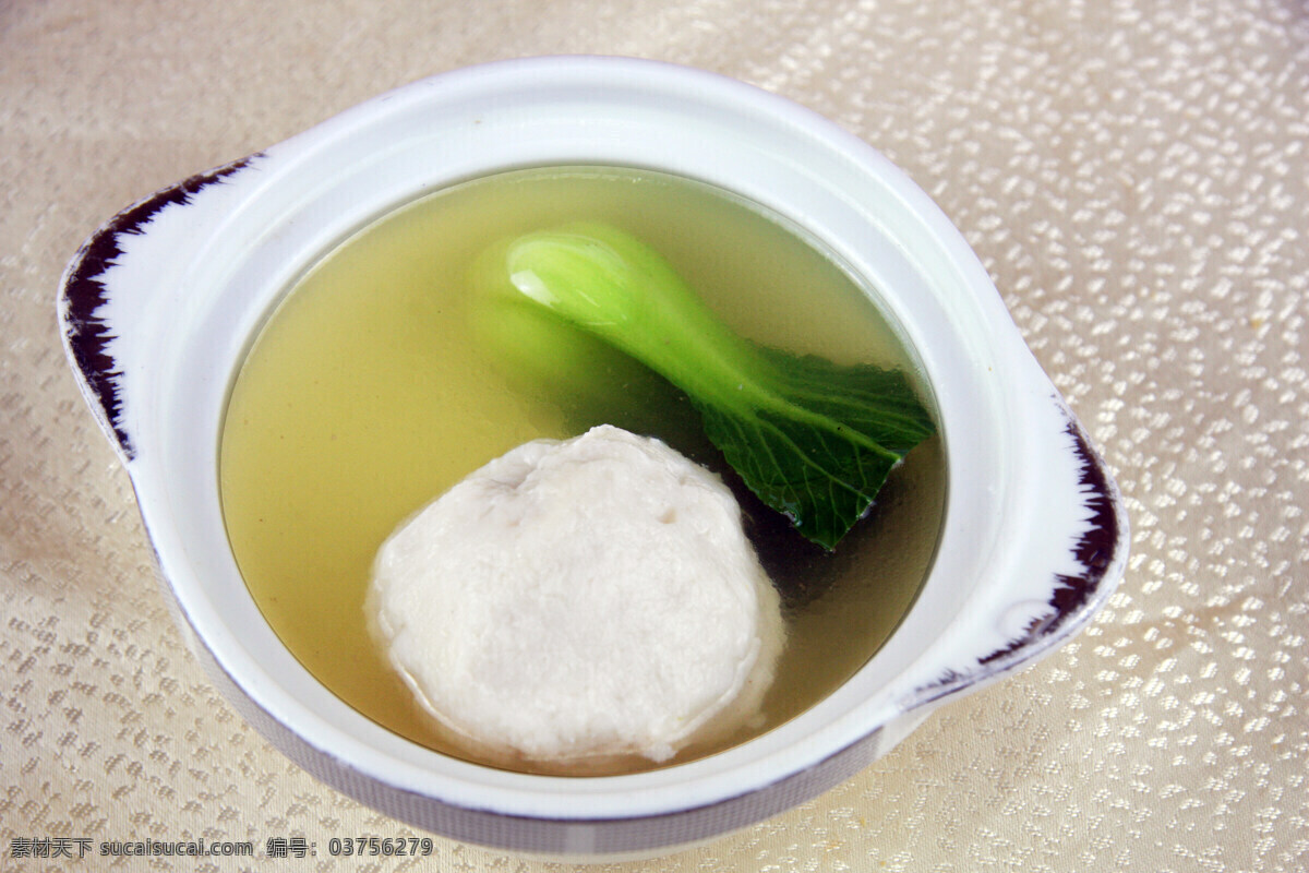 清汤狮子头 美食 菜品 菜谱 餐饮 中餐 食品 传统美食 餐饮美食 热菜 狮子头 汤汁 枸杞 青菜 炖盅 高清 写真照片