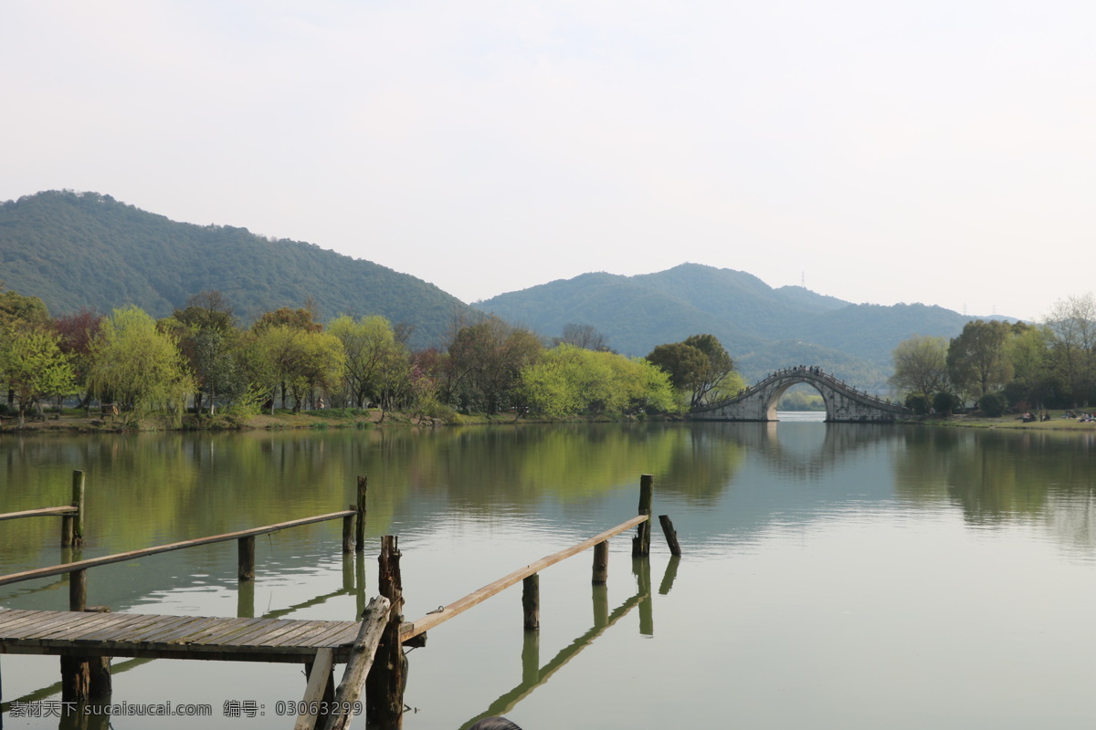 拱桥 山水 风景 湖面 码头 柳树 建筑园林 园林建筑