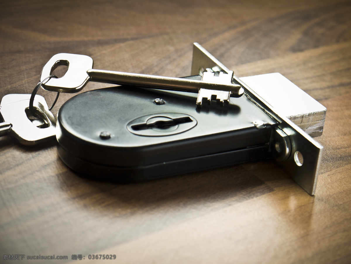 钥匙与锁具 锁具 钥匙 铁钥匙 金属钥匙 房门钥匙 钥匙摄影 其他类别 生活百科 黑色