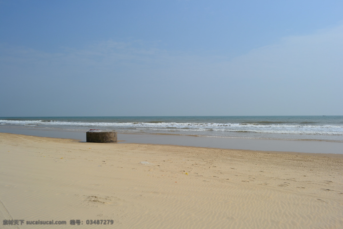 海边 波浪 波涛 大海 海岸 海景 海浪 海滩 沙滩 海天 岸边 蓝天 十里 银滩 南海 号 山水风景 自然景观