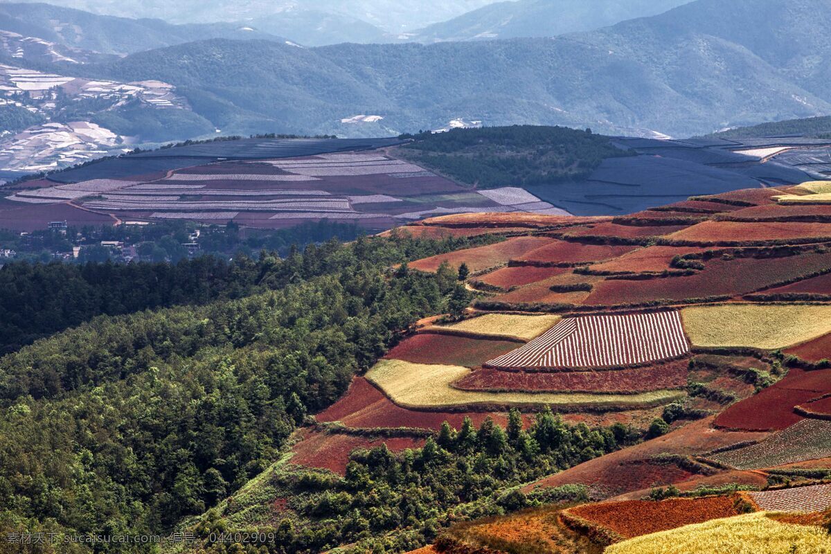 云南 东川 红土地 风景