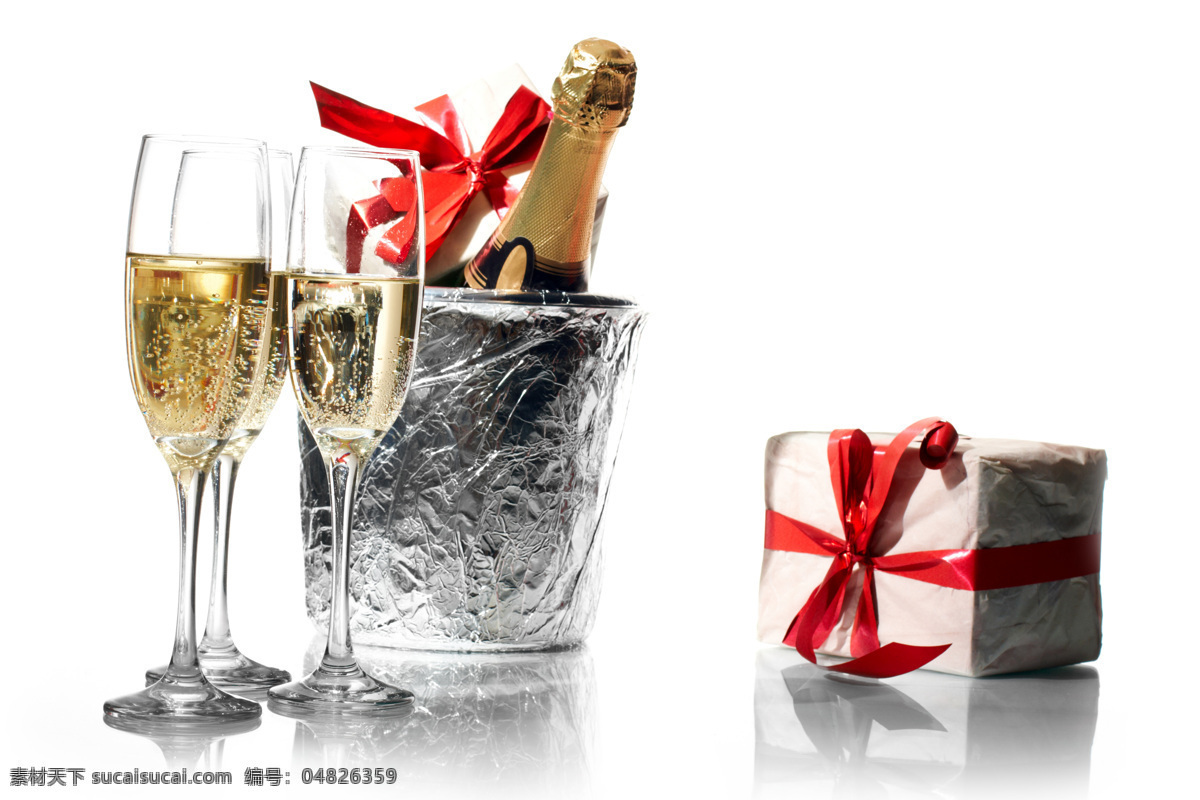 圣诞 礼物 香槟 礼品盒 礼品 包装盒 盒子 彩带 蝴蝶结 包装 节日庆典 酒杯 酒瓶 高脚杯 生活百科 白色