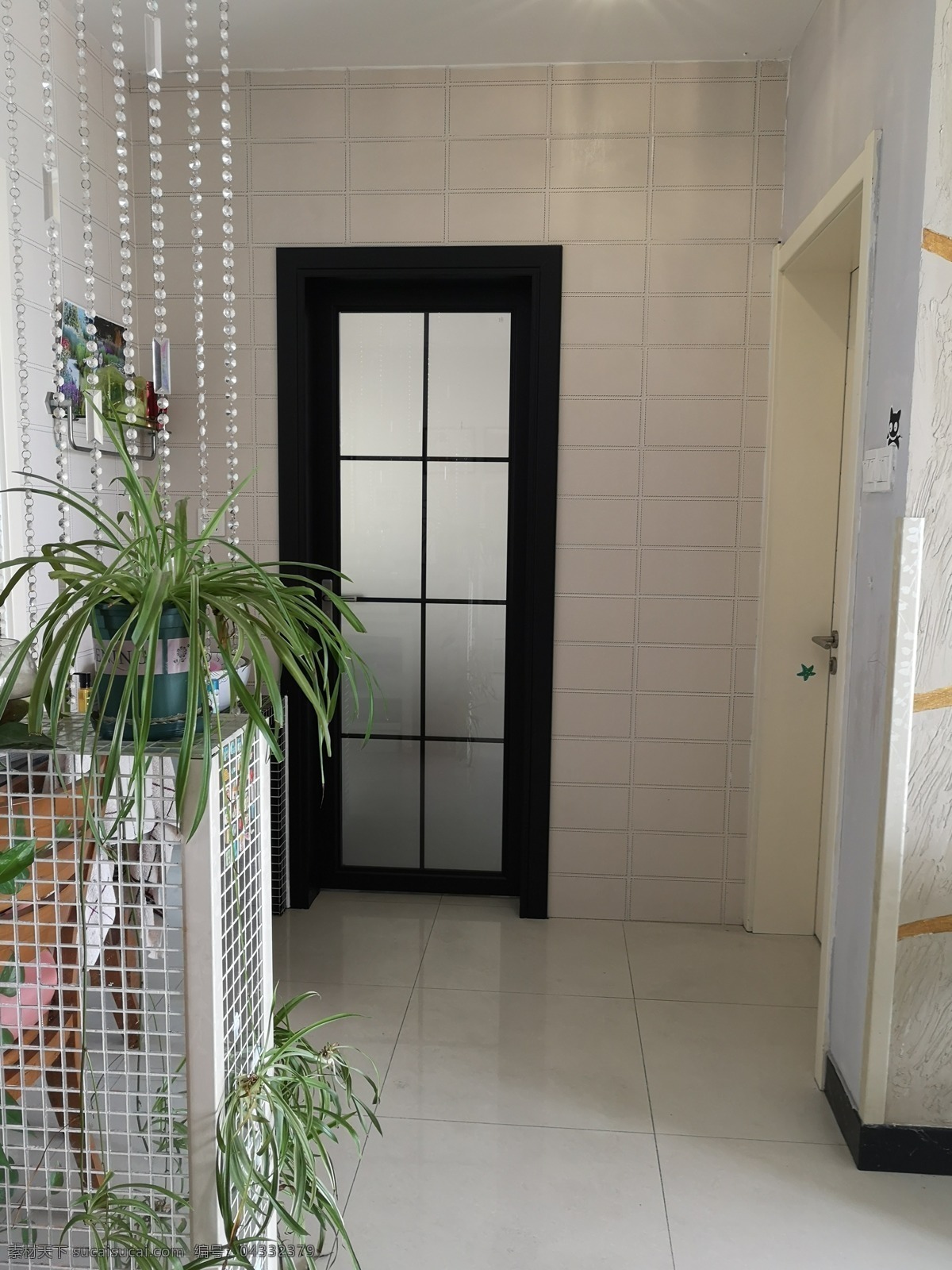 室内设计 卫生间门 黑色门 吊篮 珠帘 布纹砖 瓷砖 镜面贴砖 建筑园林 室内摄影