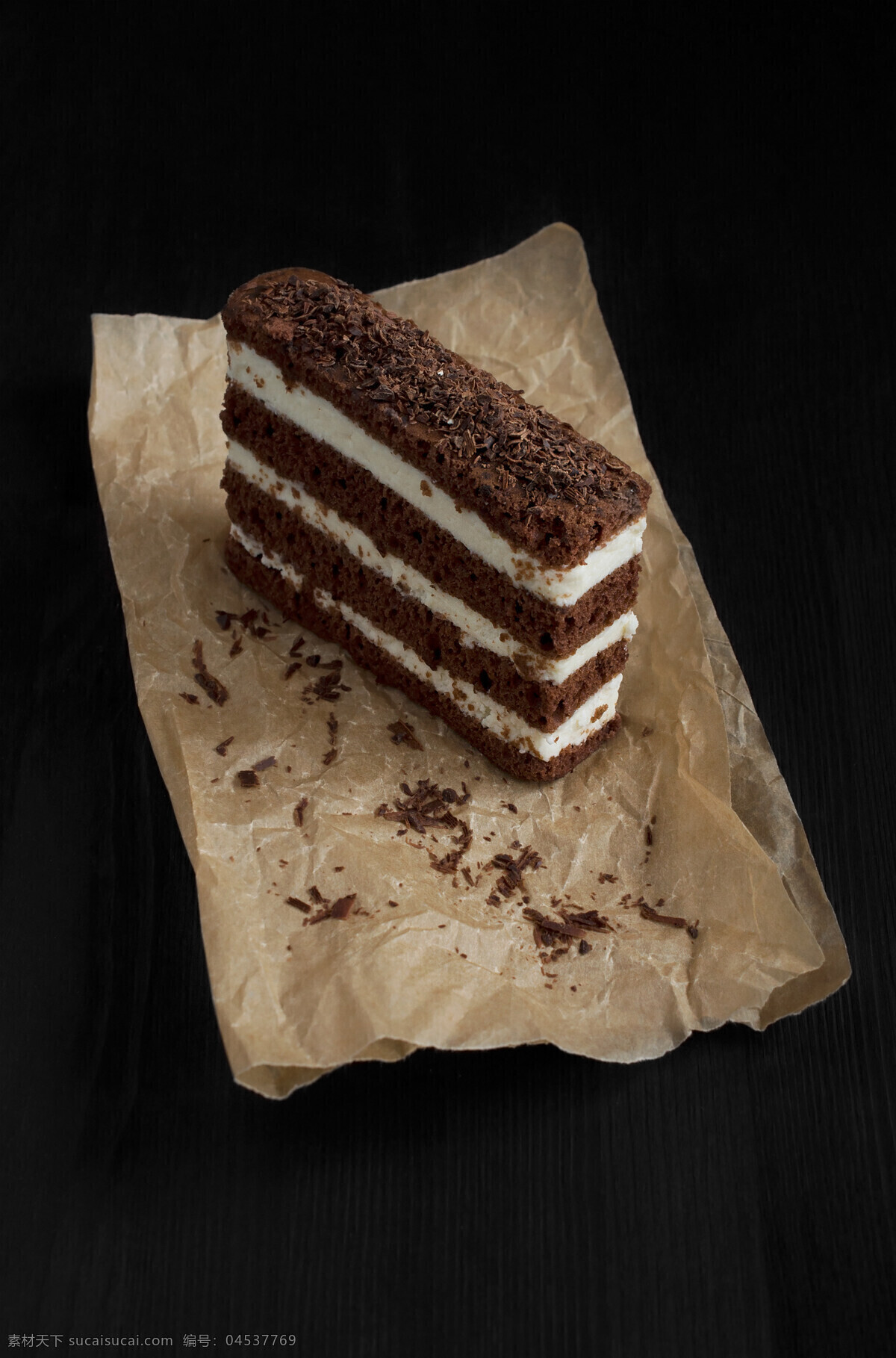巧克力蛋糕 可可蛋糕 巧克力 蛋糕 糕点 奶油蛋糕 草莓蛋糕 食品 美味的甜点 食物 美食 餐饮美食 西餐美食