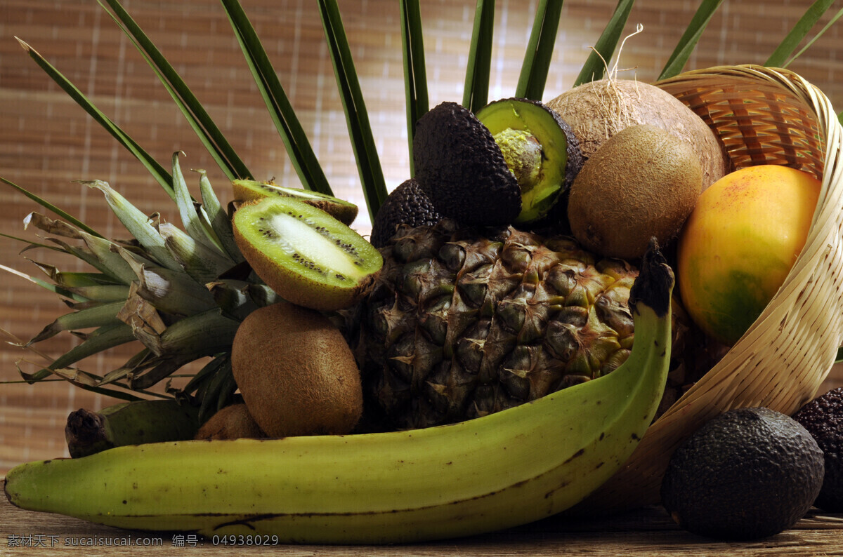 箩筐 里 新鲜 水果 猕猴桃 菠萝 香蕉 新鲜水果 果实 水果摄影 水果图片 餐饮美食