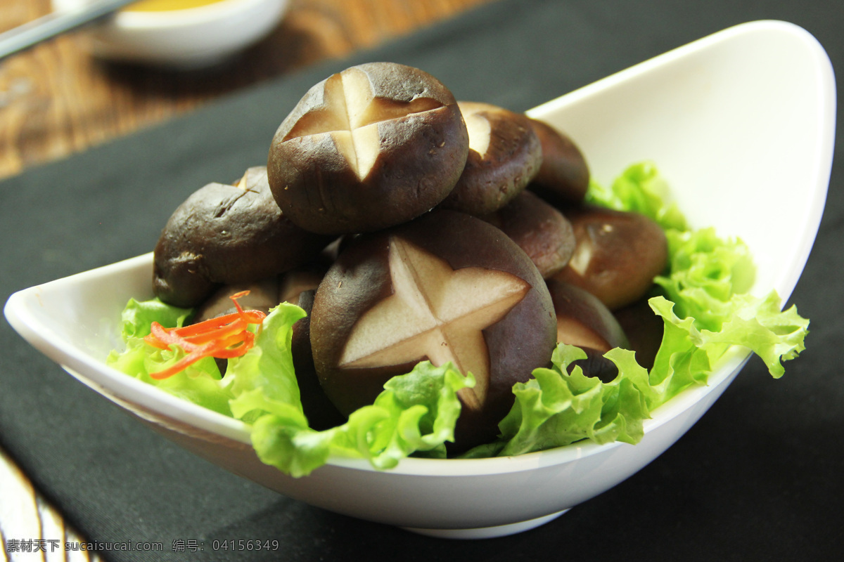 香菇 火锅香菇 菌类 蘑菇 涮火锅 火锅店 餐饮美食 传统美食