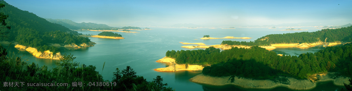 铁山水库 水库 湖心岛 湖泊 清水 小树 蓝天 白云 山水风景 自然景观 自然风光